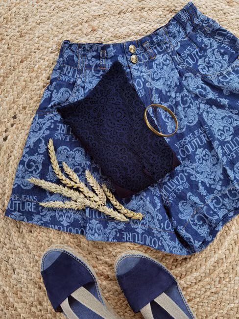 Short Jeans